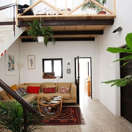 Joyhouse Affittacamere Teguise  Esterno foto